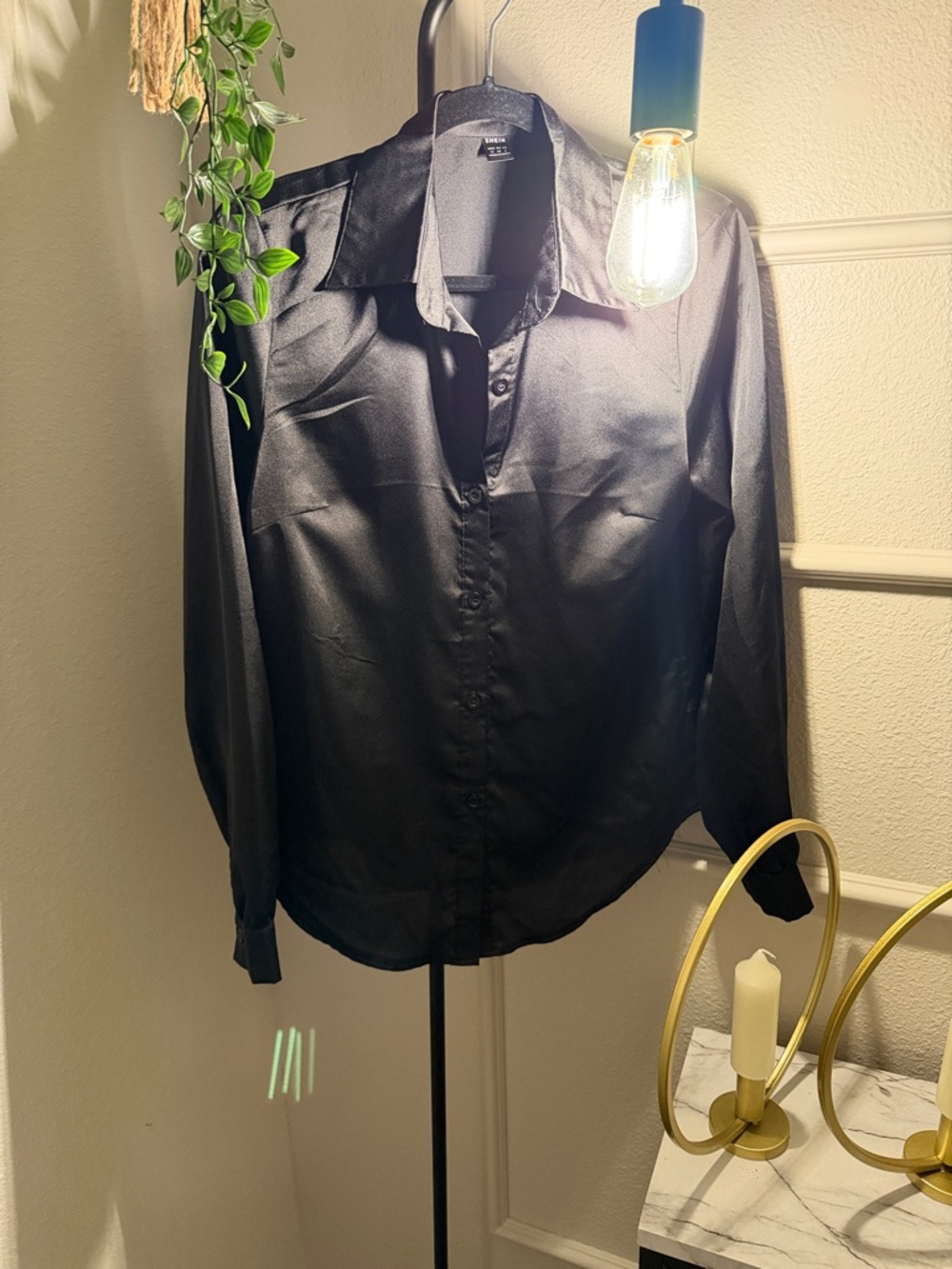SHEIN Black Satin Button-Up Blouse
